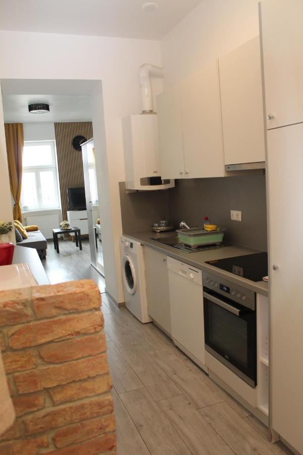 Adonis Apartment เวียนนา ภายนอก รูปภาพ