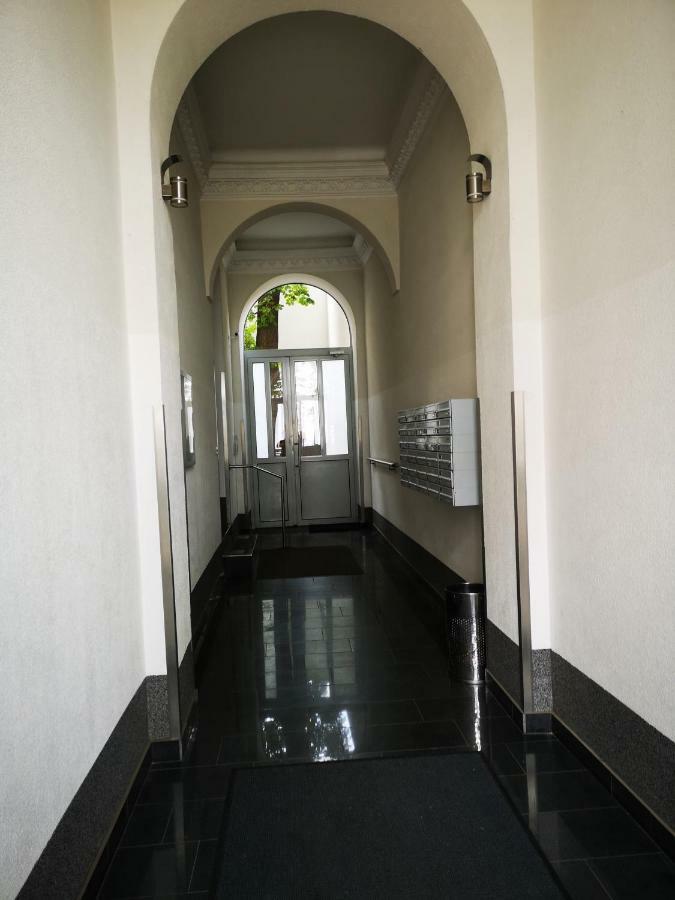 Adonis Apartment เวียนนา ภายนอก รูปภาพ